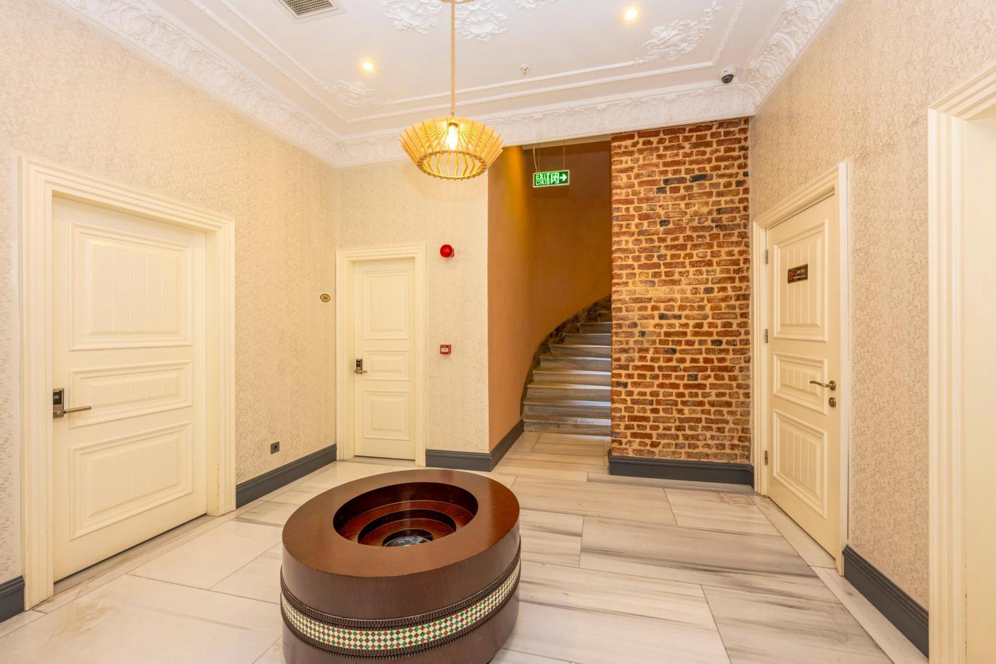 Premist Hotels Taksim Estambul Exterior foto